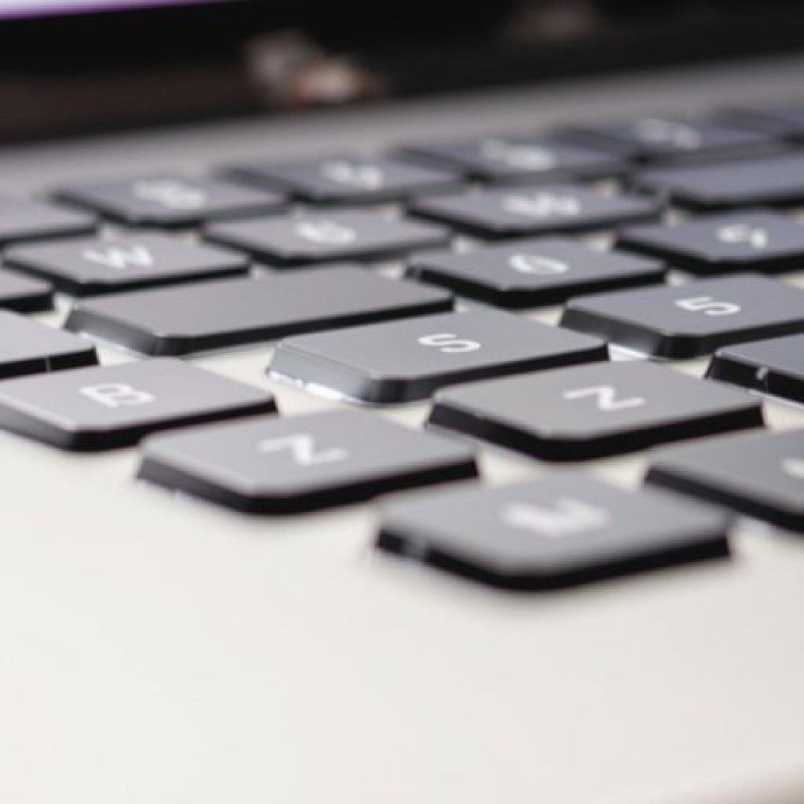 A picture of a keyboard.